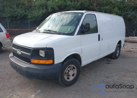 2008 Chevrolet Express Work Van из США, поврежденный, VIN 1GCGG25C381215354